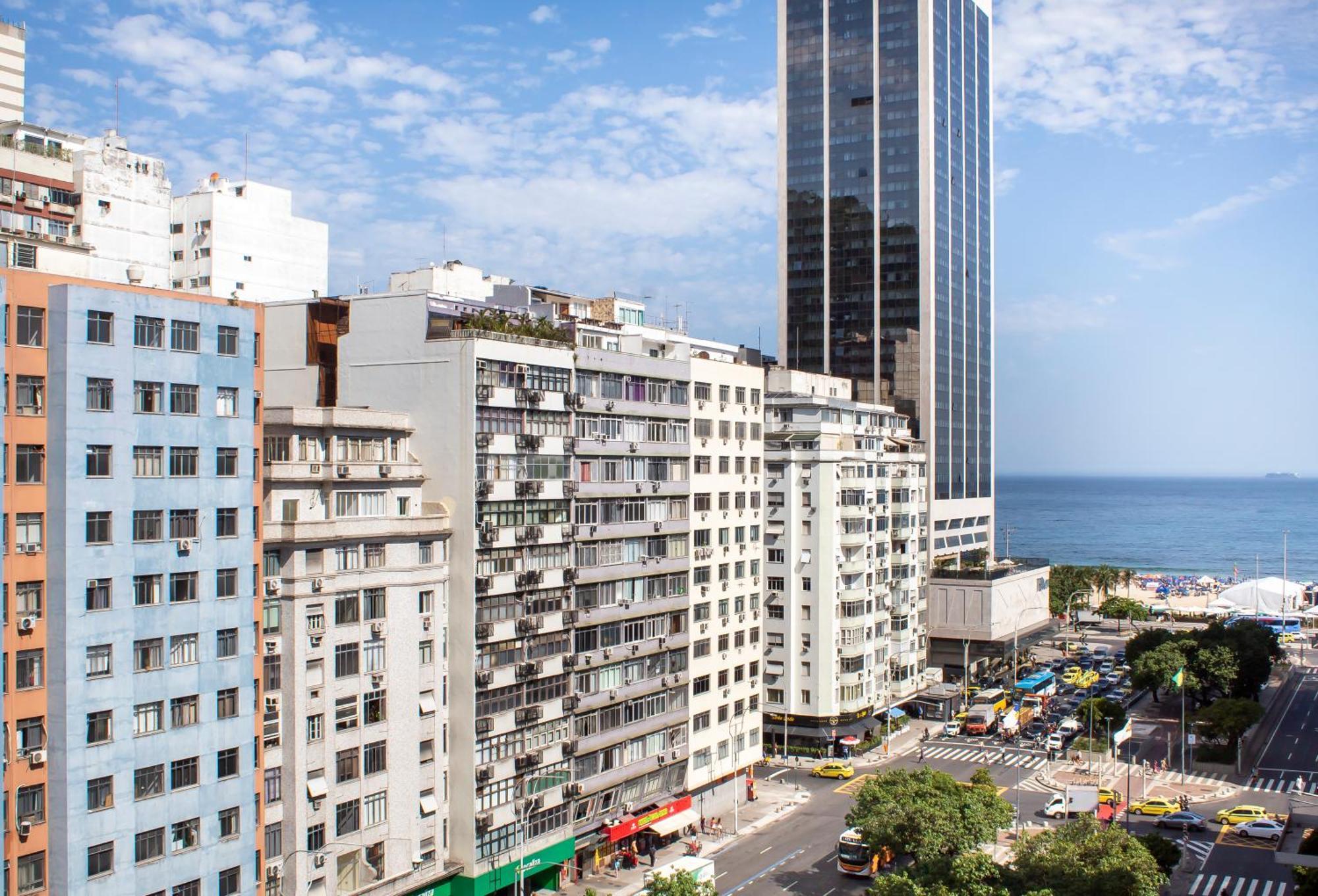 Completo Na De Copacabana 02 Quartos Com Vista Lateral Mar Em Andar Alto, Ar, Wifi , Netflix, Pauloangerami Rmvc18 Appartement