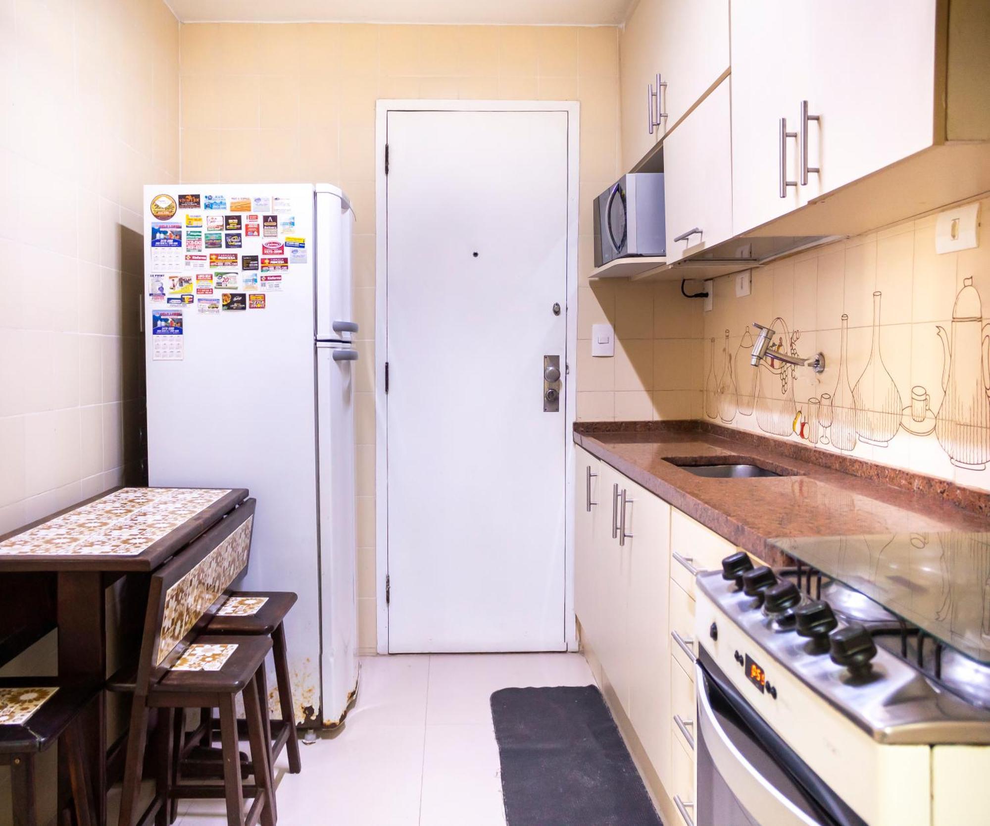 Appartement Completo Na De Copacabana 02 Quartos Com Vista Lateral Mar Em Andar Alto, Ar, Wifi , Netflix, Pauloangerami Rmvc18 Rio de Janeiro