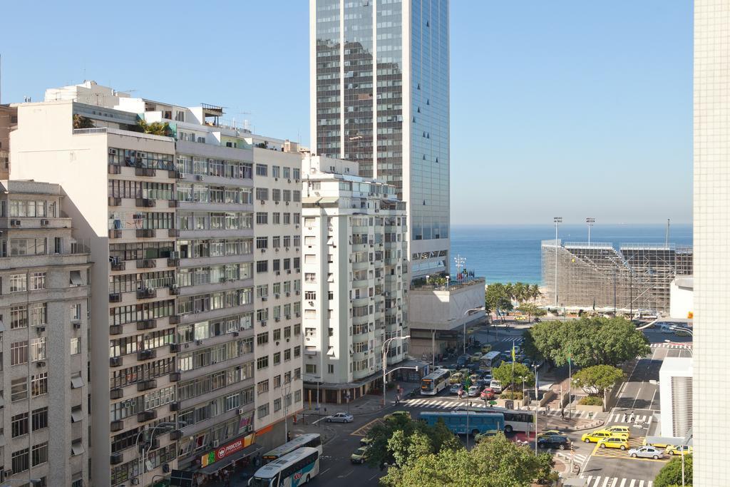 Appartement Completo Na De Copacabana 02 Quartos Com Vista Lateral Mar Em Andar Alto, Ar, Wifi , Netflix, Pauloangerami Rmvc18 *