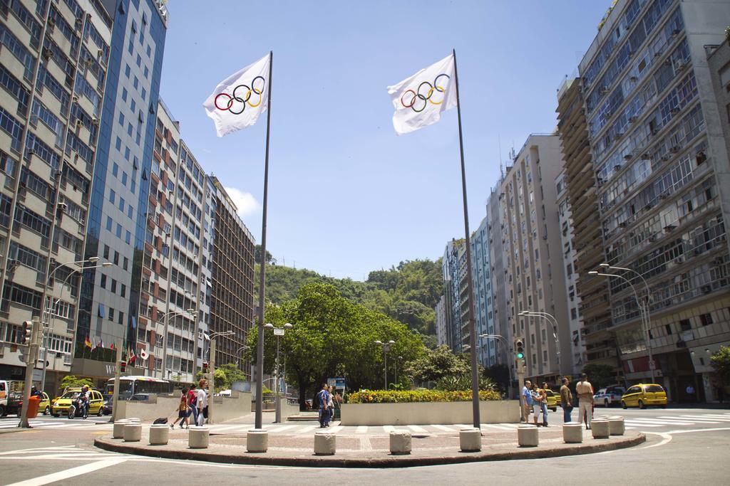 Appartement Completo Na De Copacabana 02 Quartos Com Vista Lateral Mar Em Andar Alto, Ar, Wifi , Netflix, Pauloangerami Rmvc18 Rio de Janeiro